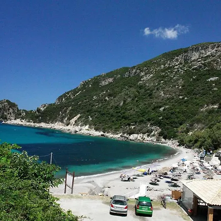 Ithea Hotel 4*