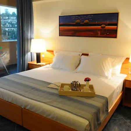 Hotel Ithea
